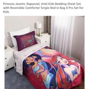 Disney Princess Comforter Set - Red and Blue